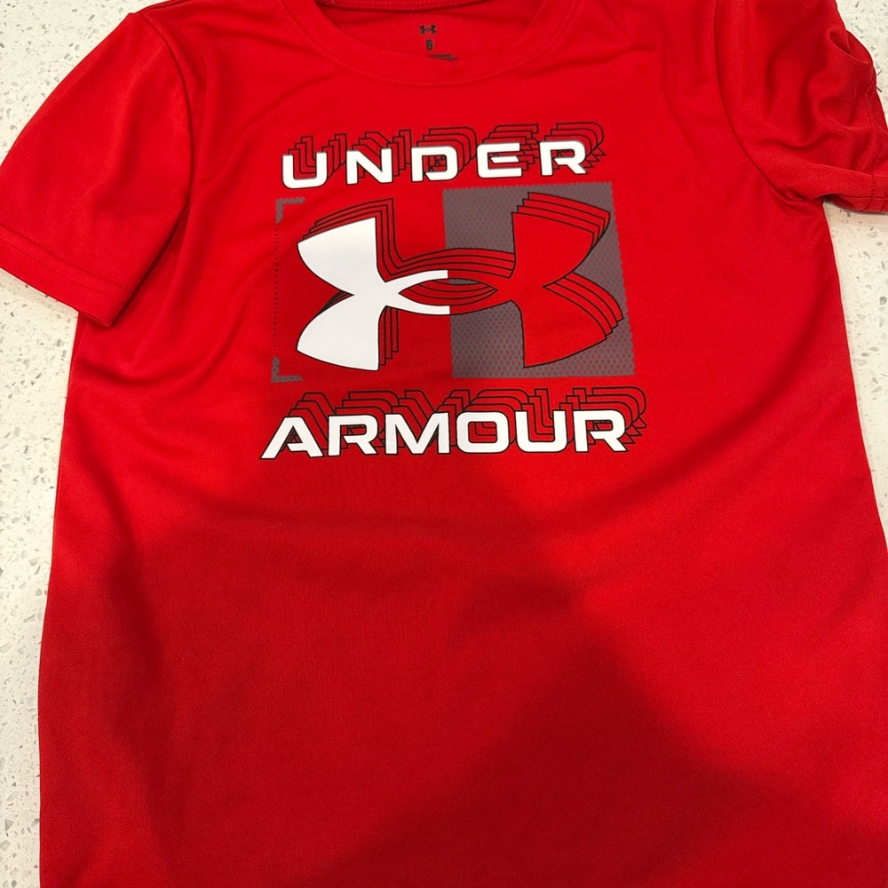 Under Armour Red Short Sleeve Tee with Logo